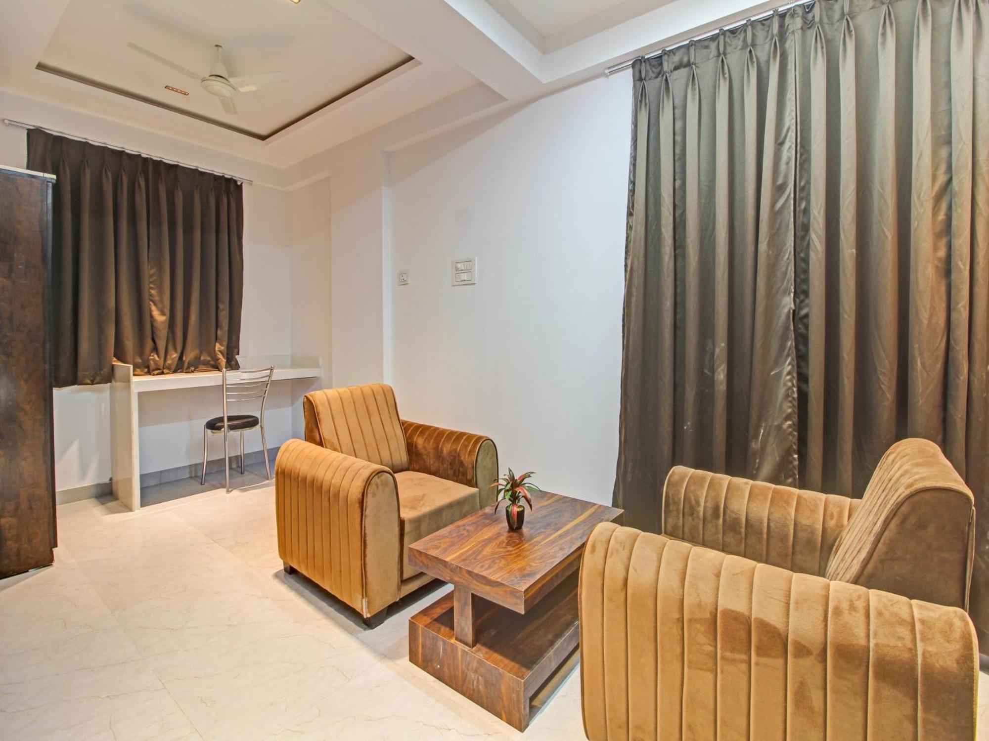 Collection O Crystal Hotel Pimpri-Chinchwad Exterior foto