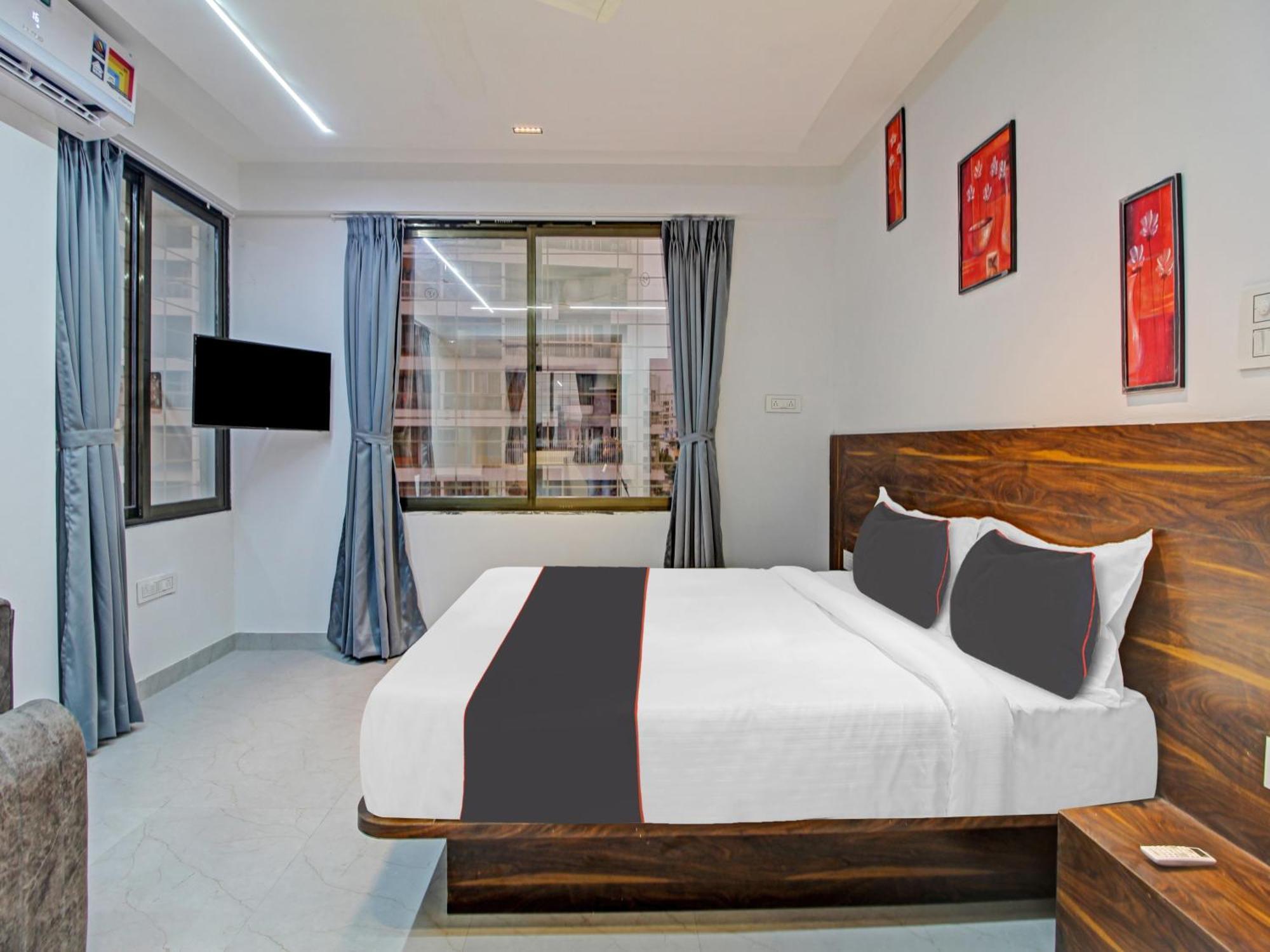 Collection O Crystal Hotel Pimpri-Chinchwad Exterior foto