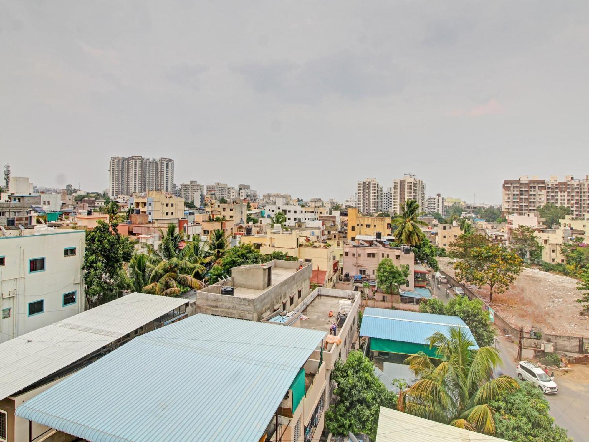 Collection O Crystal Hotel Pimpri-Chinchwad Exterior foto
